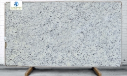 Dallas-White-Polished-Granite-Slab-Random