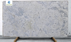 Glacier-White-Polished-Granite-Slab-Random